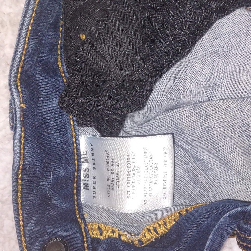 Miss Me Super Skinny Jeans - Picture 5 of 5